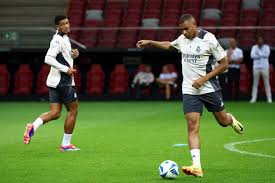 關鍵時刻 關鍵時刻