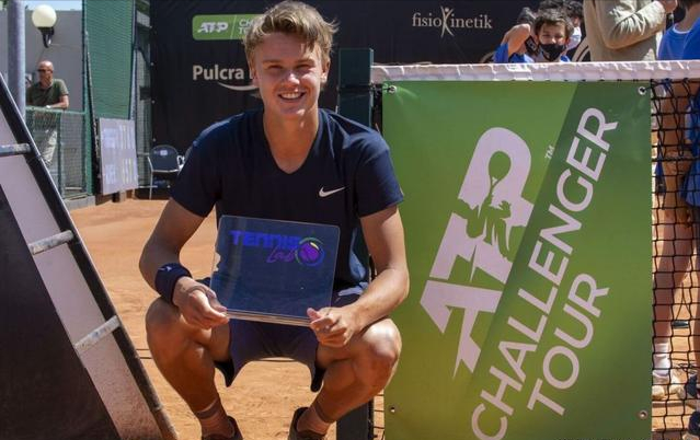 职工羽毛球 职工羽毛球