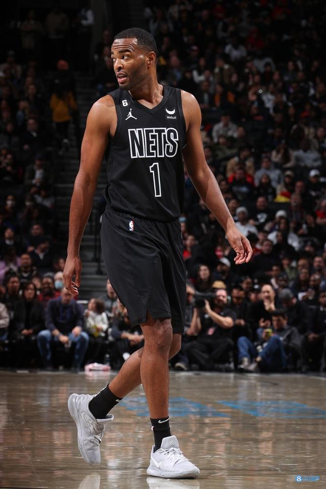 在下半场被 在下半场被